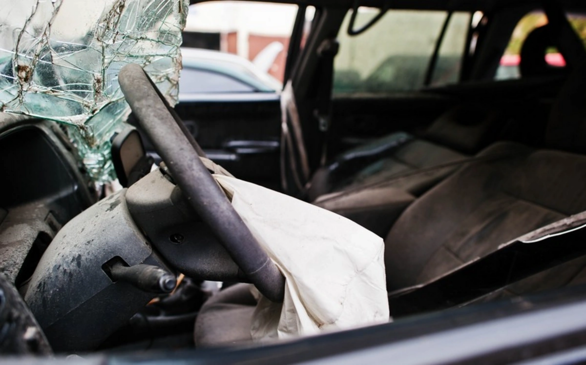 Goranboyda "Niva" ilə mikroavtobus toqquşdu  Yaralılar var  FOTO