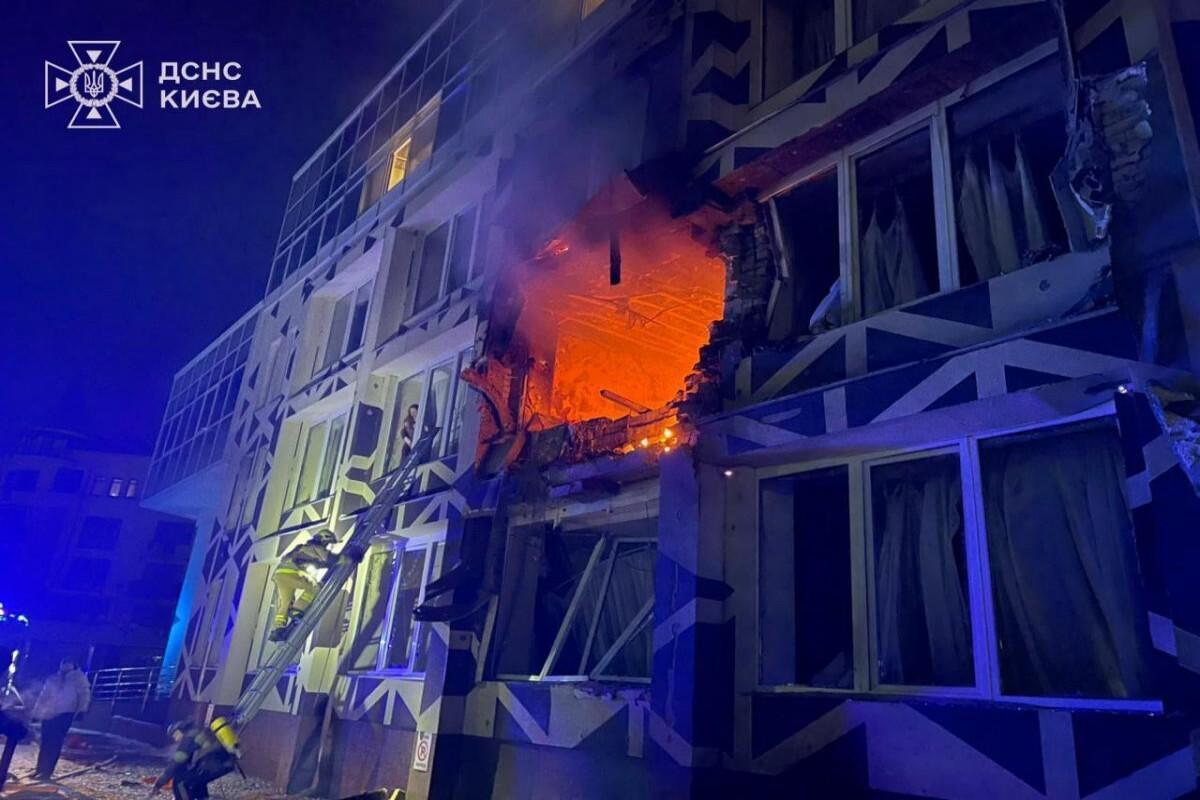 Kiyevdə xəstəxanaya h&uuml;cum edildi  &Ouml;lən və yaralananlar var