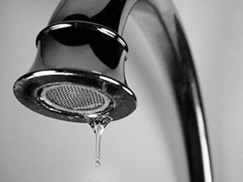 Bu qəsəbənin sakinləri içməyə su tapmır