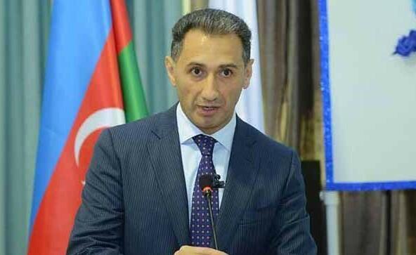 Nazir özünə daha bir müşavir təyin etdi