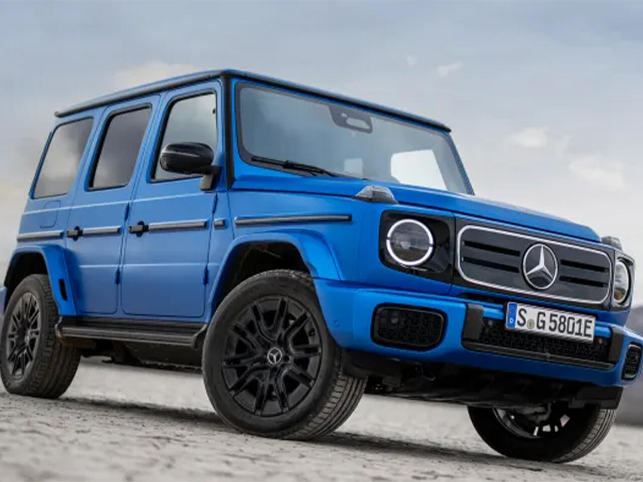 Çin maşınları "MercedesBenz"i çökdürür