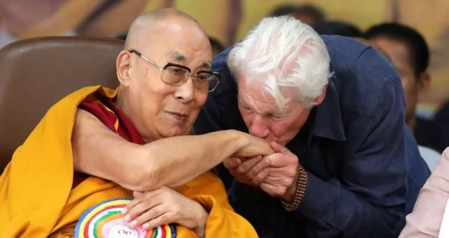 "Daha 40 il yaşayacağam"  90 yaşlı Dalay Lama 