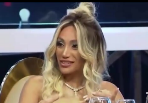 Zaur R&ouml;yaya bahalı &uuml;z&uuml;k bağışladı 