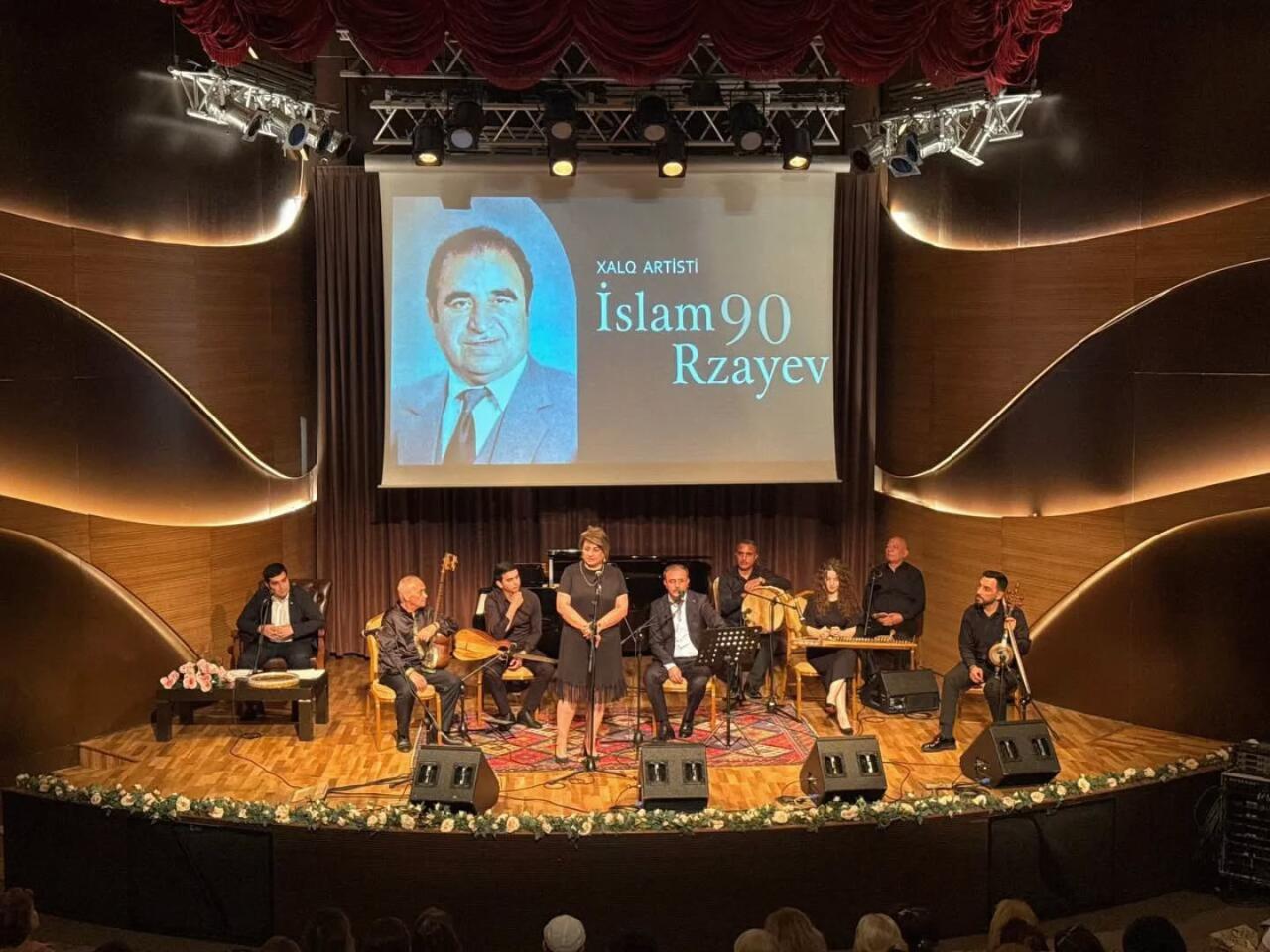 Xalq artisti İslam Rzayevin 90 illik yubileyinə həsr olunan gecə keçirilib  FOTO