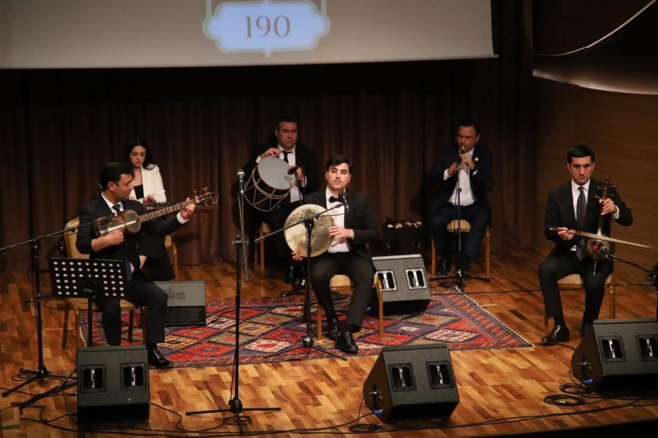 Seyid Əzim Şirvaninin 190 illiyi münasibətilə ədəbibədii gecə keçirilib  FOTO