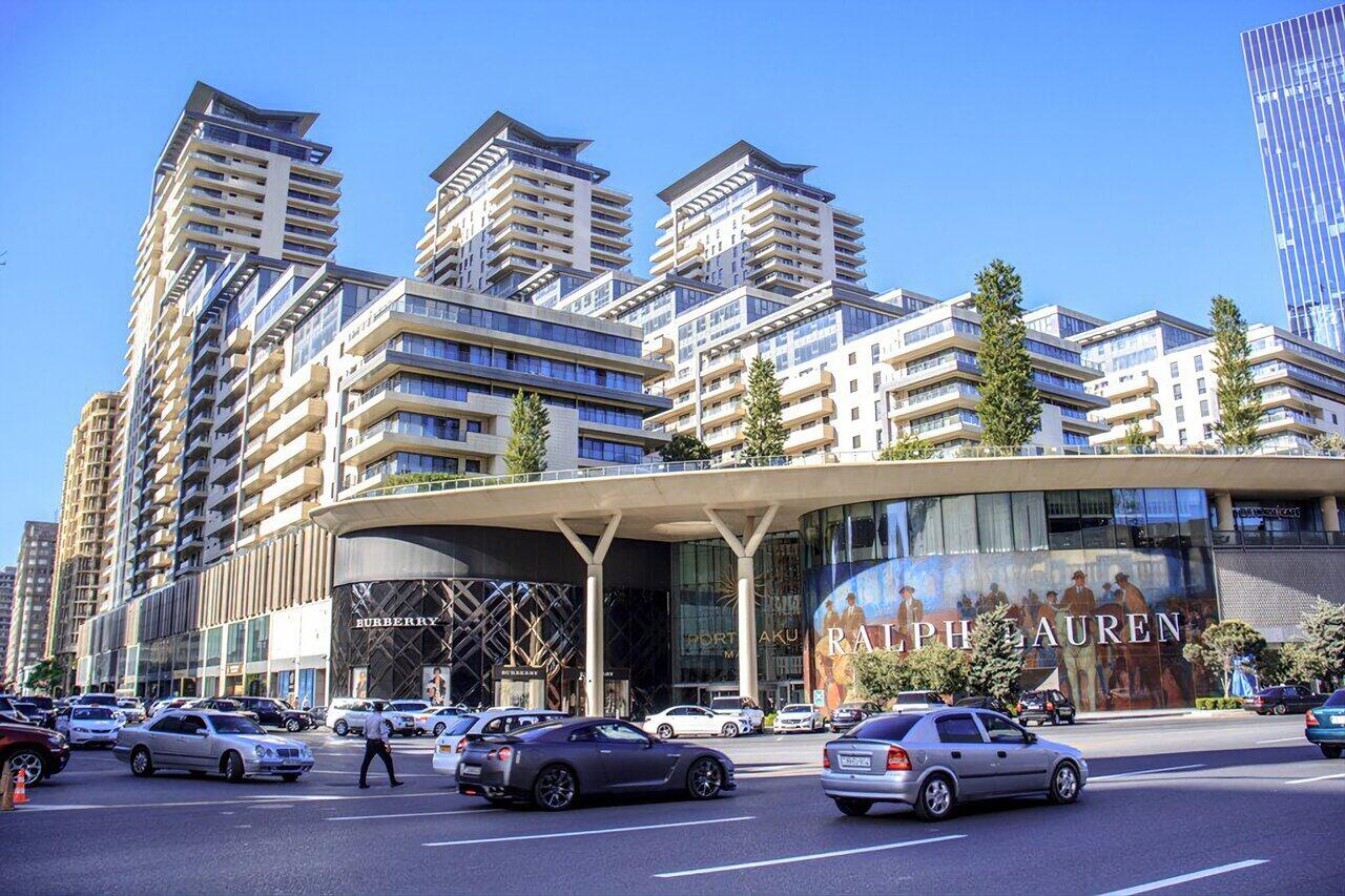 "Port Baku"da yarım milyonluq avtomobil DİQQƏT ÇƏKDİ 