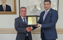 66 yaşlı məsləhət&ccedil;i sektor m&uuml;diri OLDU