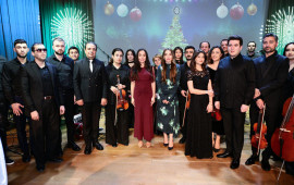 Leyla və Alena Əliyevalar DOST İnkl&uuml;ziv İnkişaf və Yaradıcılıq Mərkəzini ziyarət ediblər 