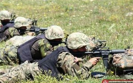 Gürcüstan da ordunu gücləndirir: xeyli silah alındı