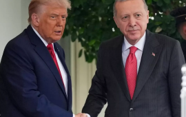 Tramp mətbuat konfransını yarım&ccedil;ıq kəsib Ərdoğana zəng elədi:Nə danışdılar?