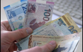 Bu şəxslərə kommunal &ouml;dənişlərlə bağlı pul verilir