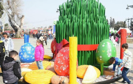 Bakı sakinləri Novruz bayramını qeyd edirlər 