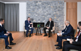 İlham Əliyev Davosda &ldquo;Vitol&rdquo; şirkətinin baş icra&ccedil;ı direktoru ilə g&ouml;r&uuml;ş&uuml;b 