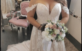 Gəlin toyda masaya çıxaraq bəy üçün RƏQS ETDİ –