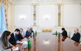 İlham Əliyev Lord Olderdaysı qəbul etdi  FOTO