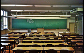 Müsəlman olduğuna görə şagird məktəbdə DÖYÜLDÜ 