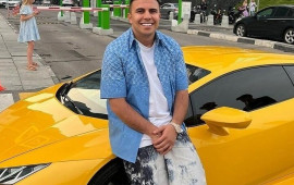 Azərbaycanlı blogerin Rusiyada hesabları donduruldu