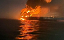 Daha bir Rusiya gəmisi Türkiyə sahillərində vuruldu 