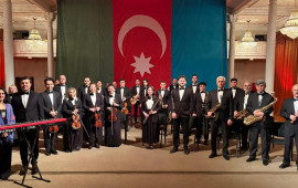 Dövlət Mahnı Teatrı Zəfərin 5 illiyinə “Qarabağ Çalarları” adlı musiqili çarxı təqdim edib  VIDEO  FOTO