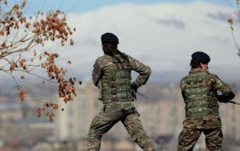Ermənistan ordusuna qadınları yığır  üstümüzə “