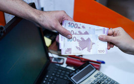 AYNAnın avtoparkı borca düşdü