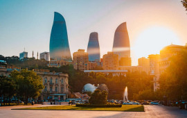 Bakının bəzi yerlərində torpaq yarıbayarı bahalaşdı 