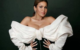 Rəqsanə ağlayaraq ona zəng etdi   VİDEO