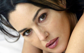 61 yaşlı Monika Belluççi 40 il ərzində belə DƏYİŞİB 