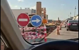 1 aydır ki, Binəqədi yolu "bağlıdır"  Kilometrlərlə tıxac yaranır: sakinlər yolda qalıb  VİDEO