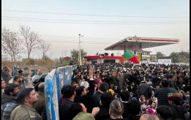 "Onunla görüşdüm, sağdır"