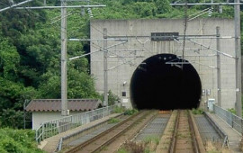 D&uuml;nyanın ən uzun dəmir yolu tuneli: 8 şəhər və 2 &ouml;lkə birləşdi