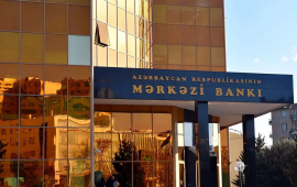 10 manatlıq əskinaslarla bağlı Mərkəzi Bankdan vacib A&Ccedil;IQLAMA