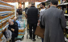 İranda insanlar kuponla alışveriş etməyə başladı 