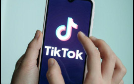 Tiktokda 23 nəfərə “ucuz telefon” satdı 