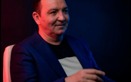 "Ayda bir dəfə yorulmadan Qazaxa gedib öz əllərimlə anam bazarlıq edirəm"