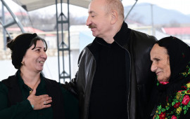 Prezident d&uuml;nənki g&ouml;r&uuml;şdən paylaşım etdi  VİDEO