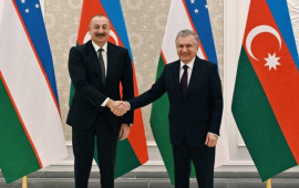 Şavkat Mirziyoyev Prezident İlham Əliyevi Özbəkistana səfərə dəvət edib