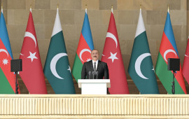 "Bu gün hərbi paradda Türkiyə hərbçilərinin iştirakı bizim birliyimizin növbəti təzahürüdür"