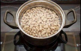 Quru lobyanın ilk qaynama suyu t&ouml;k&uuml;lməlidir?