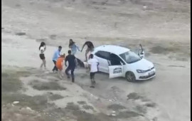 Evlilik təklifinə görə oğlanı polis idarəsinə apardılar  FOTO
