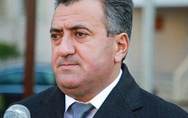 Abdin Fərzəliyev 6 nəfəri işdən &ccedil;ıxardı