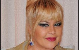 "Təzə gəlin evdə tapılmır, Nadirin pullarını xərcləyirlər,