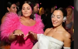 Sibel Candan gəlininə 2 milyon dollarlıq