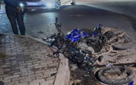 Bakıda motosikletlə avtomobil toqquşdu  1 nəfər ağır yaralandı 