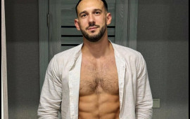 Ölübölməyəcəyini yoxlamaq üçün çoxlu burqer yedi, öldü  FOTO