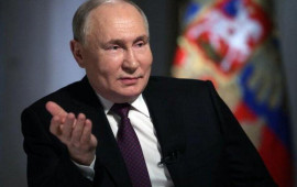 Putin valideynlərindən danışdı : "Onlar danışmırdılar"