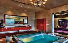 D&uuml;nyada ən bahalı EV, divarlarından QAR yağır 