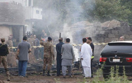 PakistanƏfqanıstan sərhədində atəşkəs pozuldu  7 pakistanlı əsgər həyatını itirib