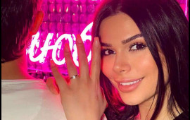 "Ərə getdiklərim evə &ccedil;&ouml;rək almırdı, qalsın ki, mənə maşın alsınlar"