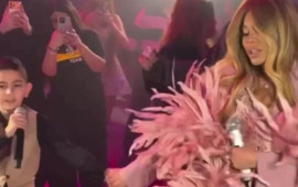 Xalq artistinin oğlundan Ayg&uuml;n Kazımovaya S&Uuml;RPRİZ 